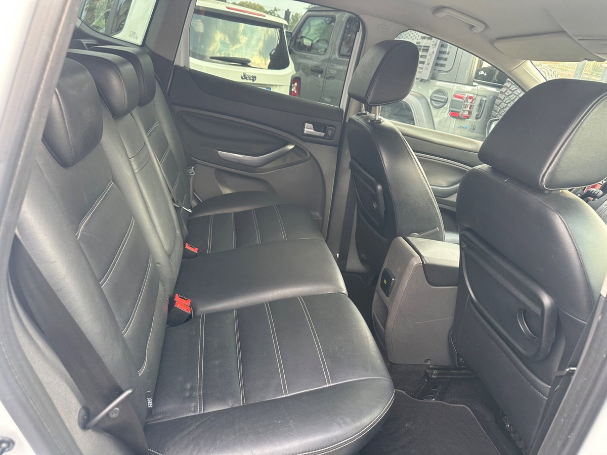 Ford Kuga 2.0 TDCi 163 CV 4WD Titanium DPF (9)