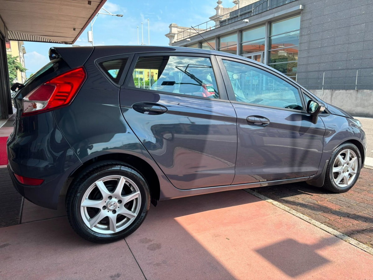 Ford Fiesta 1.2 82 CV 5 porte Titanium (8)