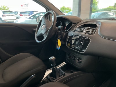 Fiat Punto 1.2 8V 5 porte Street (11)