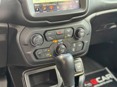 Jeep Renegade 1.6 Mjt DDCT 120 CV S (11)