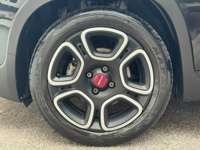 Fiat Panda 1.0 FireFly S&S Hybrid City Cross (16)