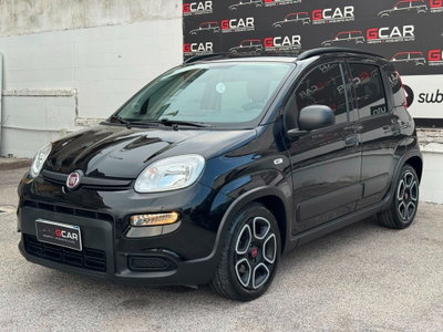Fiat Panda 1.0 FireFly S&S Hybrid City Cross (4)