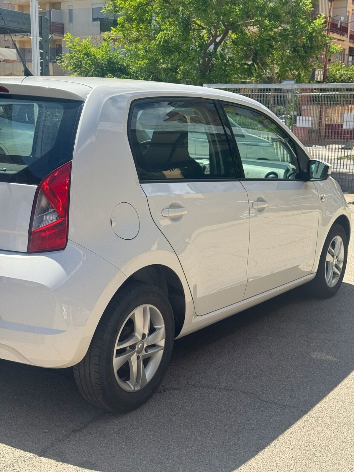 SEAT Mii 1.0 5 porte Style (13)