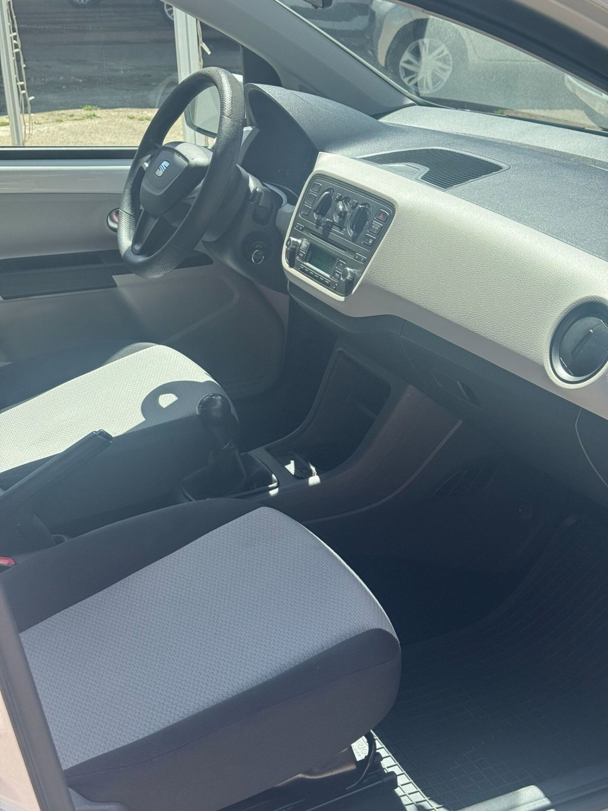 SEAT Mii 1.0 5 porte Style (14)