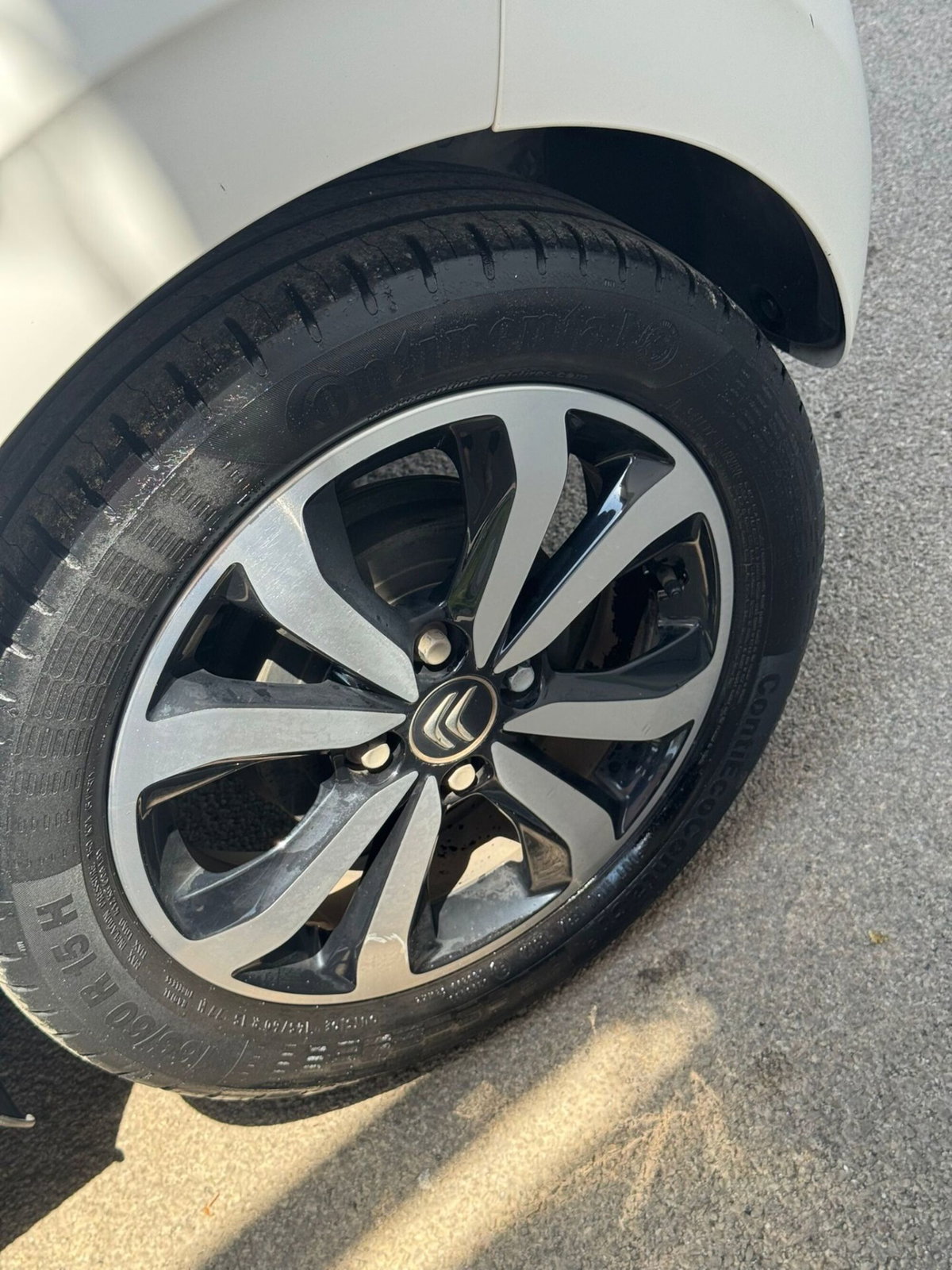 Citroen C1 C1 VTi 68 5 porte Shine (11)