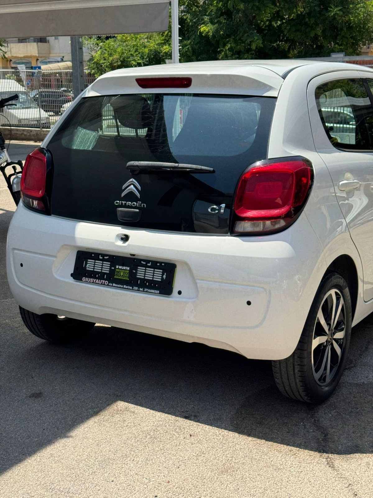 Citroen C1 C1 VTi 68 5 porte Shine (14)