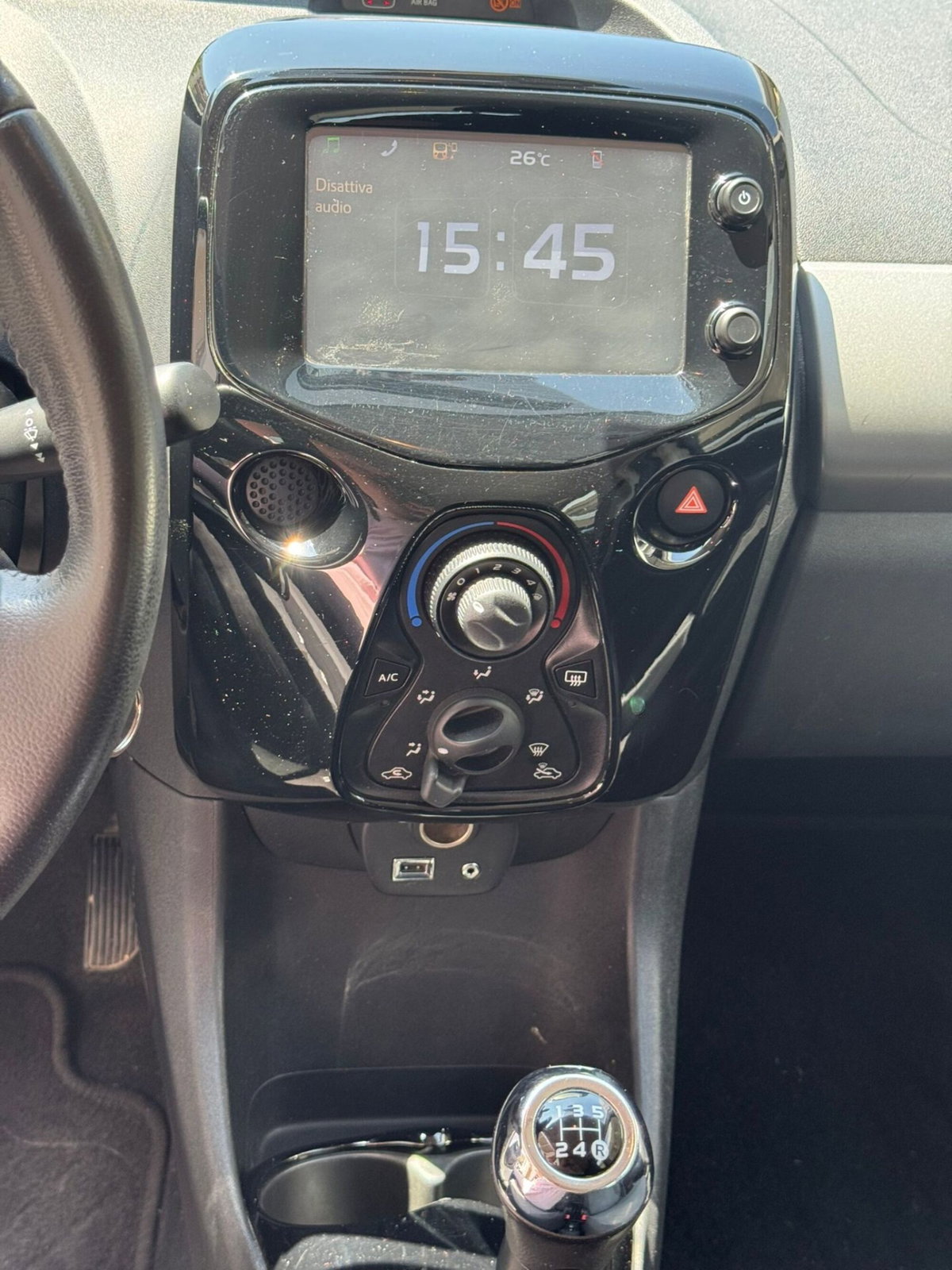 Citroen C1 C1 VTi 68 5 porte Shine (8)