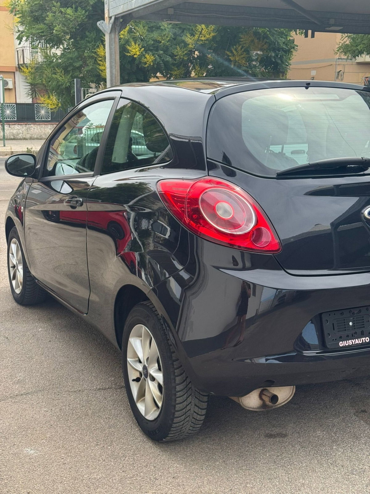 Ford Ka 1.2 8V 69CV Titanium (10)