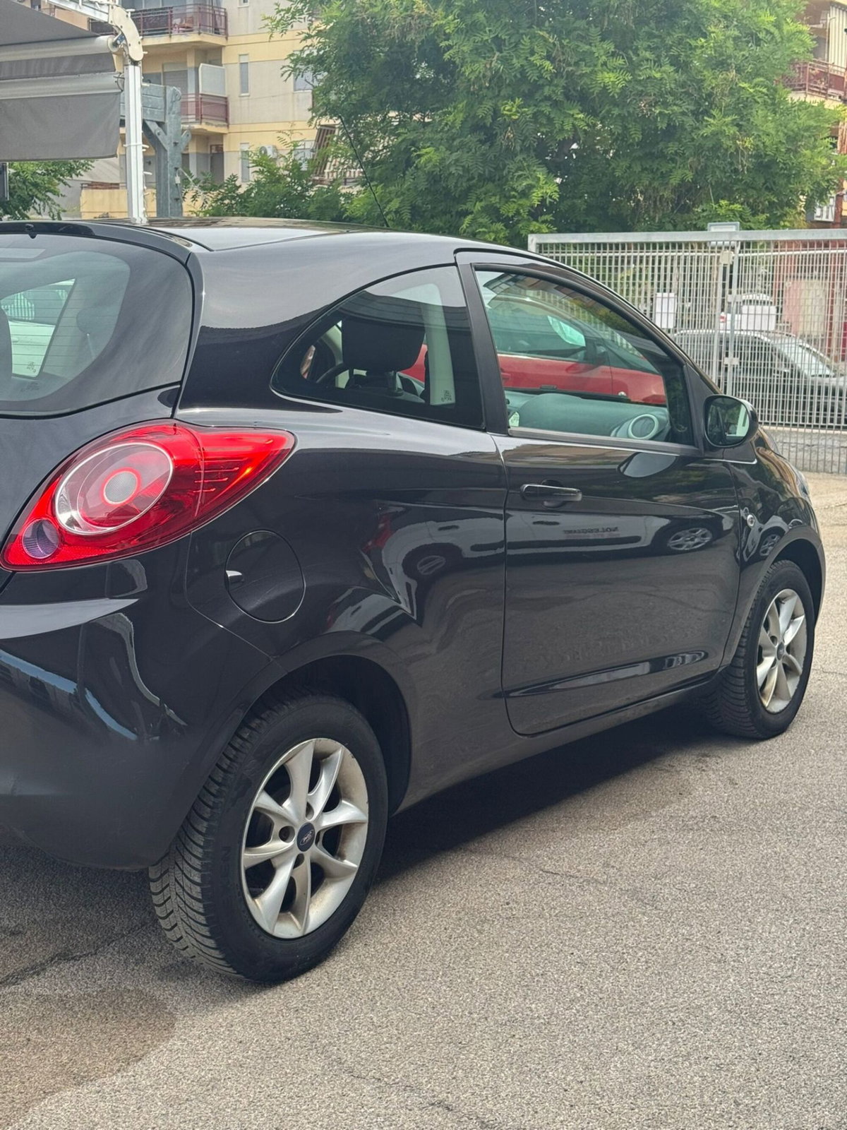 Ford Ka 1.2 8V 69CV Titanium (11)