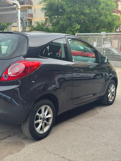 Ford Ka 1.2 8V 69CV Titanium (11)