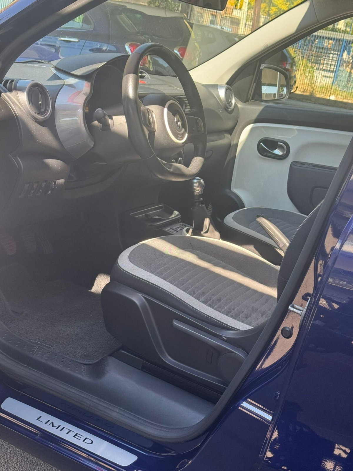 Renault Twingo TCe 90 CV Stop&Start Energy Lovely (5)
