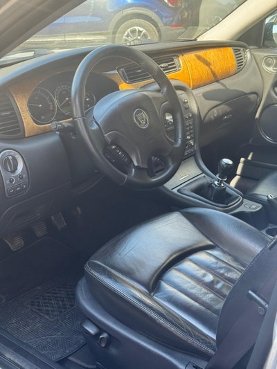 Jaguar X-Type 2.0D cat Executive EU3 (16)