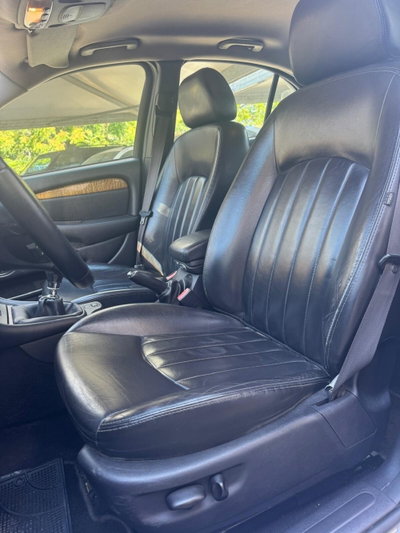 Jaguar X-Type 2.0D cat Executive EU3 (8)