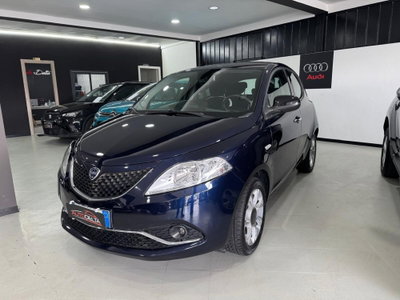Lancia Ypsilon 1.2 69 CV 5 porte Gold usata