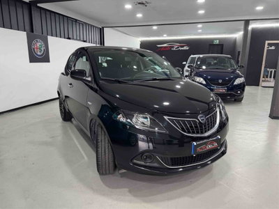 Lancia Ypsilon 1.0 FireFly 5 porte S&S Hybrid Gold Plus (2)