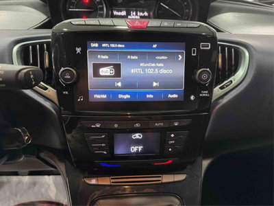 Lancia Ypsilon 1.0 FireFly 5 porte S&S Hybrid Gold Plus (6)