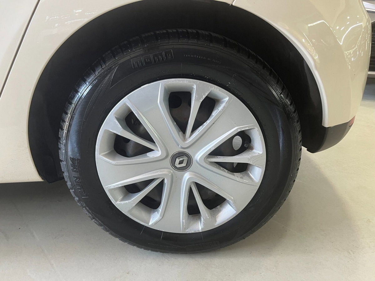 Renault Clio dCi 8V 75CV Start&Stop 5 porte Energy Zen (12)