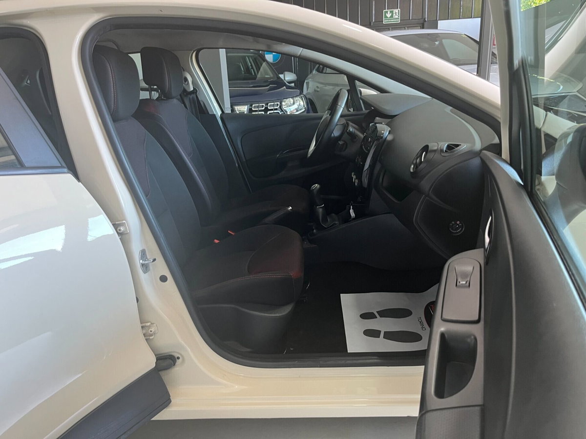 Renault Clio dCi 8V 75CV Start&Stop 5 porte Energy Zen (13)