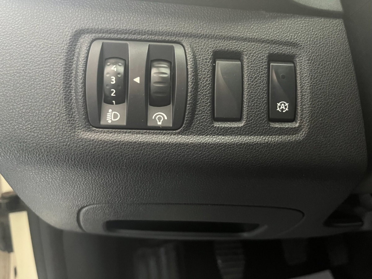 Renault Clio dCi 8V 75CV Start&Stop 5 porte Energy Zen (14)
