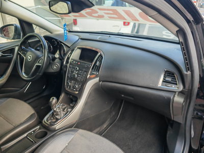Opel Astra 1.7 CDTI 125CV 5 porte Cosmo (9)