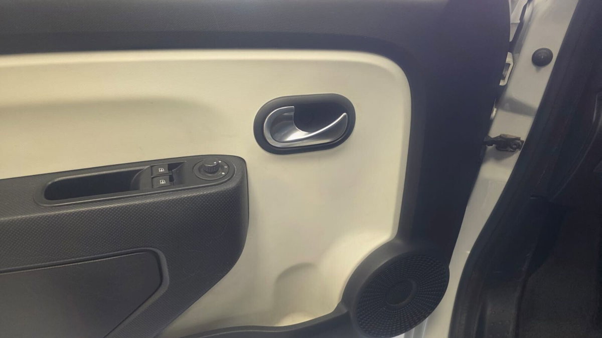 Renault Twingo 1.0 SCe Stop&Start Energy (10)