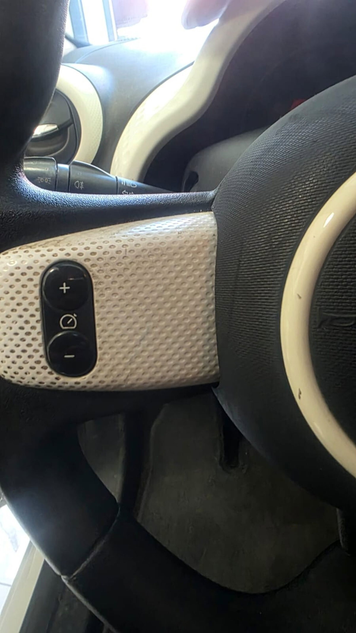 Renault Twingo 1.0 SCe Stop&Start Energy (15)