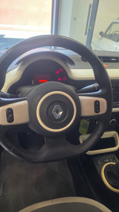 Renault Twingo 1.0 SCe Stop&Start Energy (9)