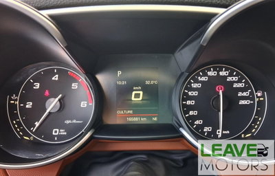 Alfa Romeo Giulia 2.2 Turbodiesel 180 CV AT8 Super (9)