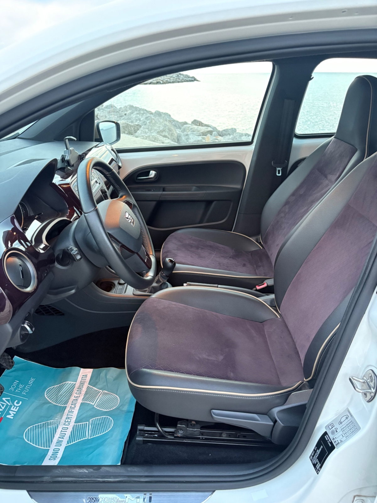SEAT Mii 1.0 5 porte by Cosmopolitan (11)