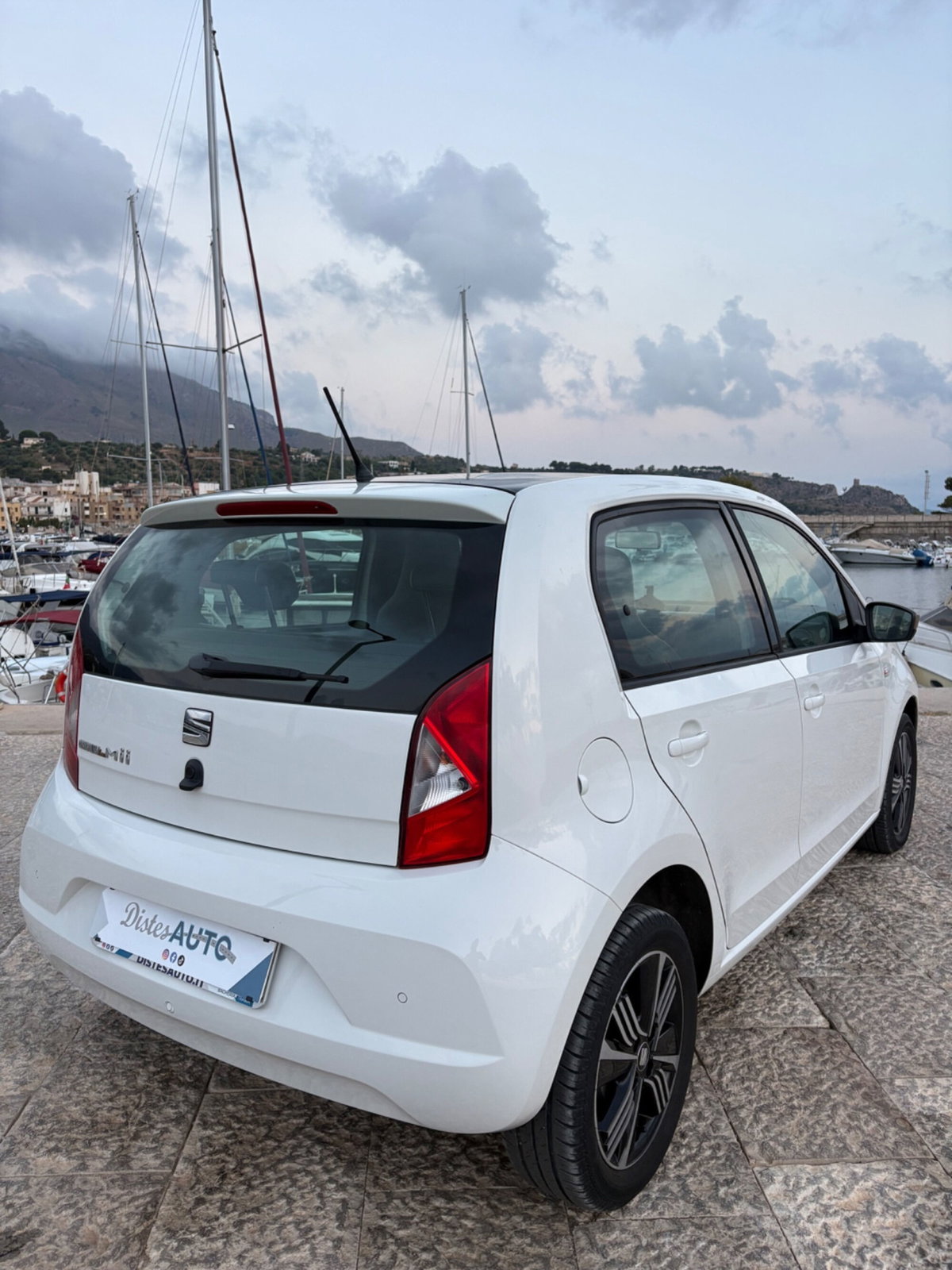 SEAT Mii 1.0 5 porte by Cosmopolitan (7)