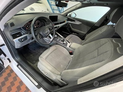 Audi A4 Avant 2.0 TDI 150 CV ultra S tronic Business (9)