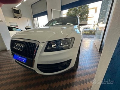 Audi Q5 2.0 TDI 143 CV quattro (3)
