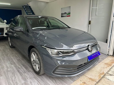 Volkswagen Golf 1.0 eTSI EVO DSG Life usata