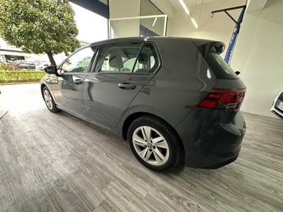Volkswagen Golf 1.0 eTSI EVO DSG Life (8)