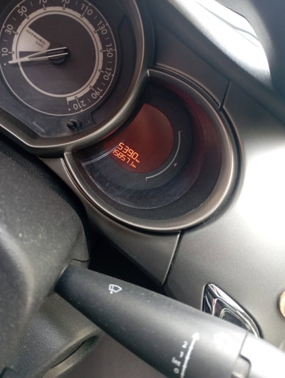 Citroen C3 1.4 HDi 70 Exclusive (13)