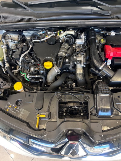 Renault Captur Blue dCi 95 CV Zen (19)