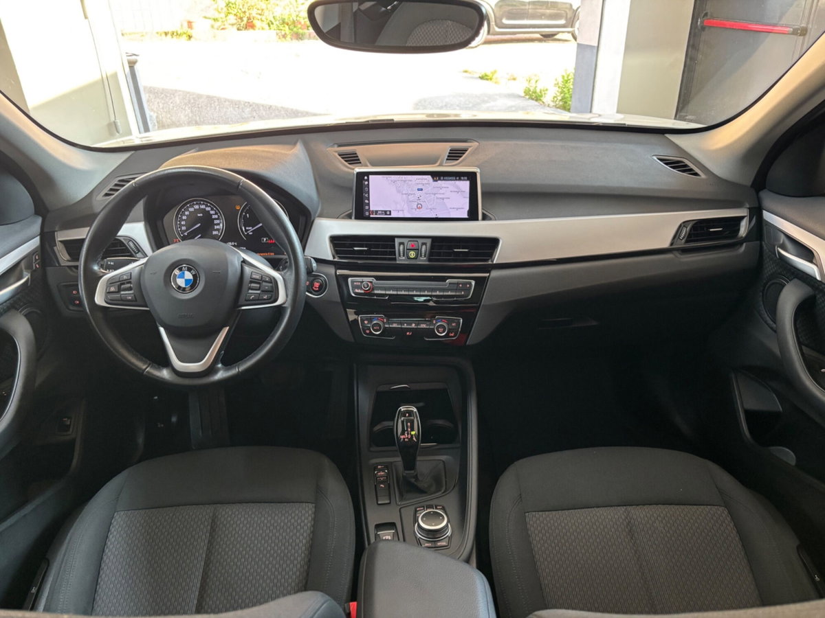BMW X1 sDrive18d Business Advantage (14)