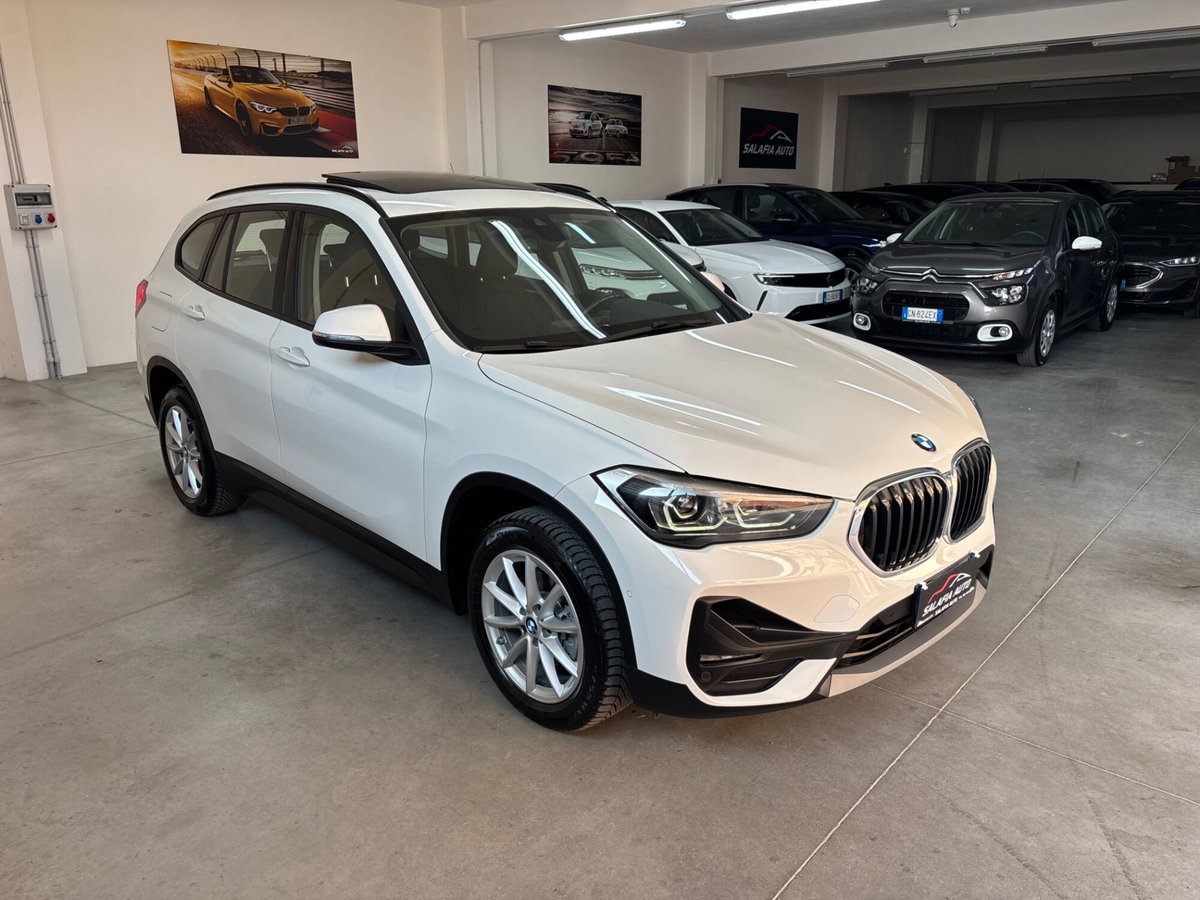 BMW X1 sDrive18d Business Advantage (2)