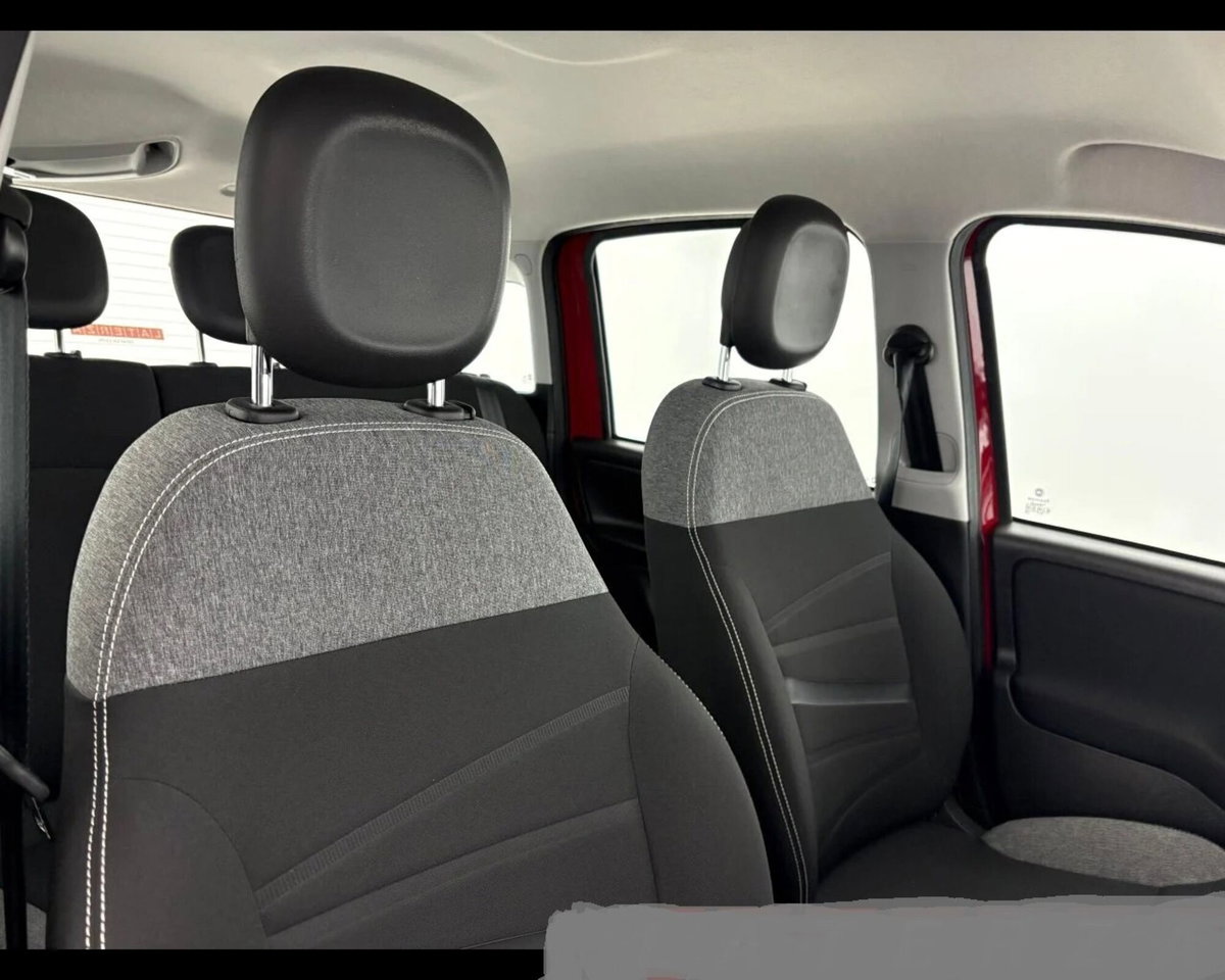 Fiat Panda 1.0 FireFly S&S Hybrid City Cross (11)