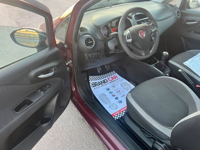 Fiat Punto Evo 1.3 Mjt 95 CV DPF 3 porte S&S Dualogic Sport (10)