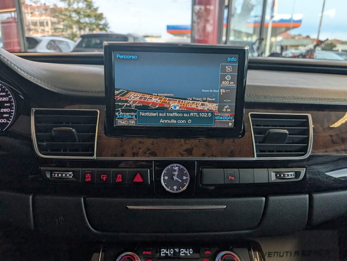 Audi A8 3.0 TDI 262 CV ultra quattro tiptronic (10)