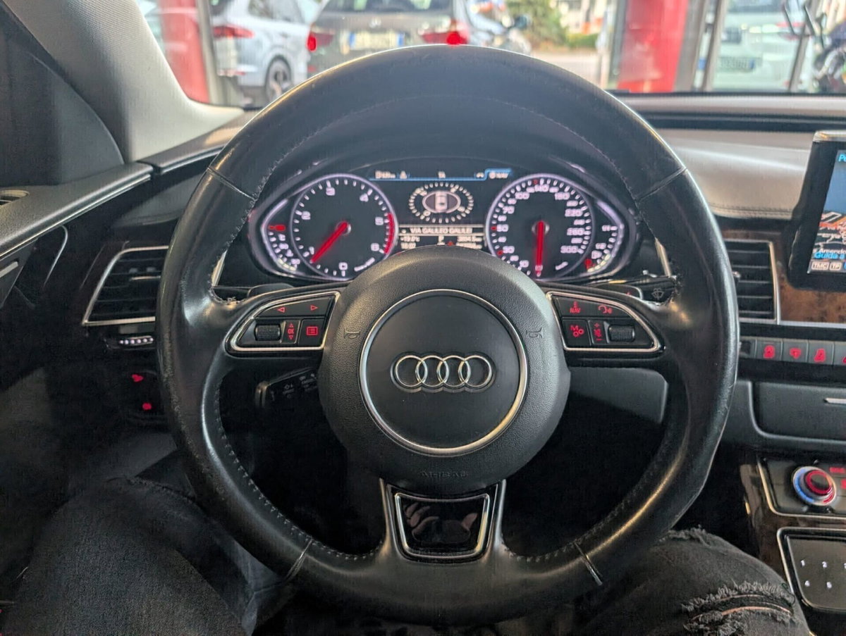 Audi A8 3.0 TDI 262 CV ultra quattro tiptronic (11)