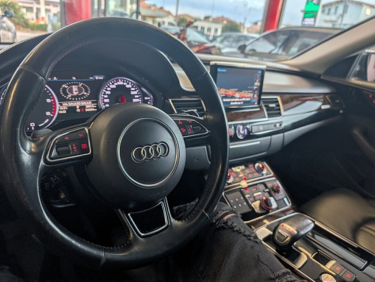 Audi A8 3.0 TDI 262 CV ultra quattro tiptronic (17)