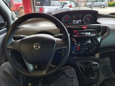 Lancia Ypsilon 1.3 MJT 16V 95 CV 5 porte S&S Platinum (12)