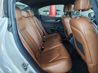 Maserati Ghibli Ghibli V6 Diesel (17)