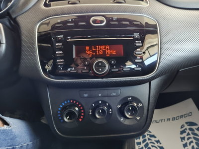 Fiat Punto Evo 1.3 Mjt 90 CV 5 porte Dualogic Dynamic (13)