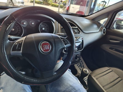 Fiat Punto Evo 1.3 Mjt 90 CV 5 porte Dualogic Dynamic (15)