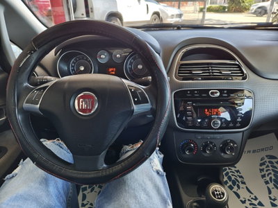 Fiat Punto Evo 1.3 Mjt 90 CV 5 porte Dualogic Dynamic (16)