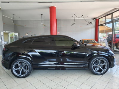 Lamborghini Urus 4.0 (7)