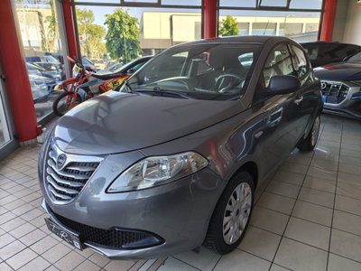 Lancia Ypsilon 1.3 MJT 16V 95 CV 5 porte S&S Platinum (2)